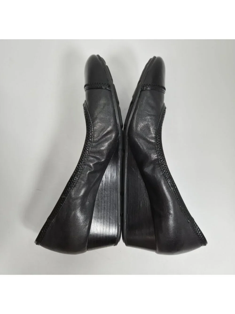 Cole Haan Women's Black Leather Wedge Slip On Pumps D38134 US Size 8B